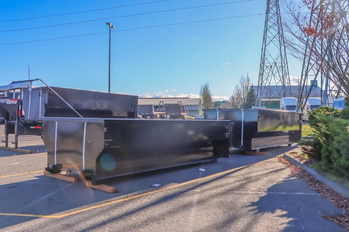 Professional dumpster rental and junk removal service in Green River